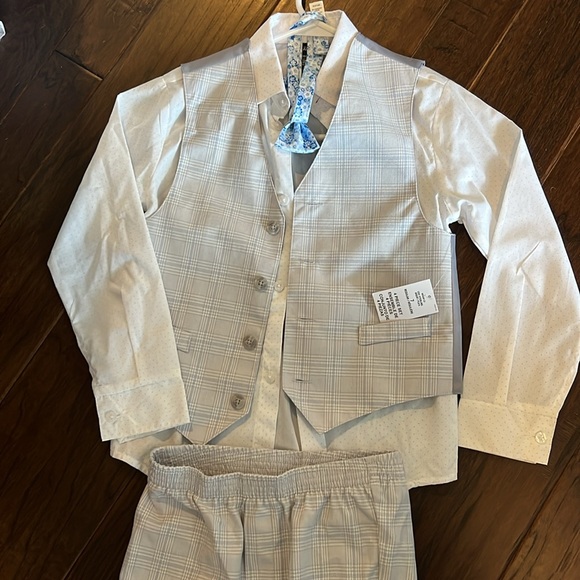 Suit set - Picture 2 of 7